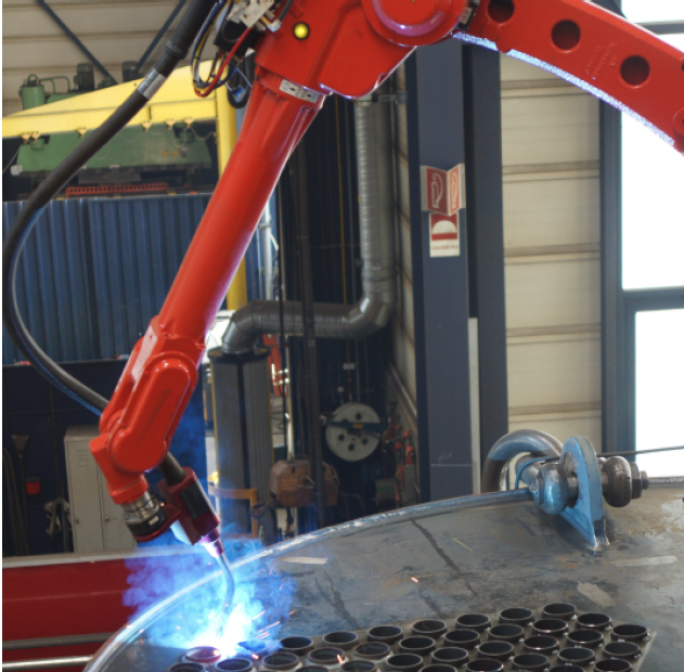 Mobile welding robot used in Bosch industrial boiler production